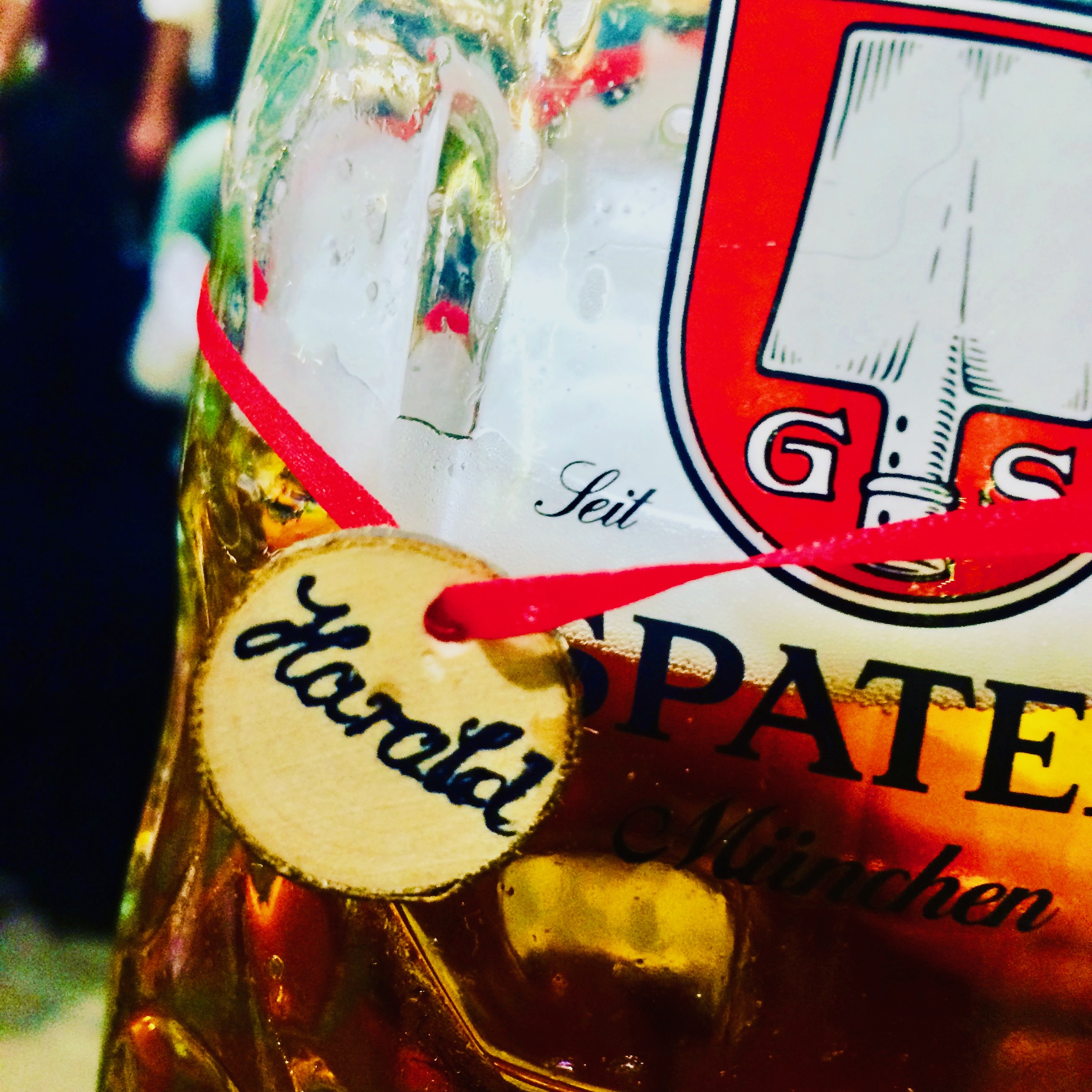 Barbara, Bus, Bier – G’schichten zum Anstoßen